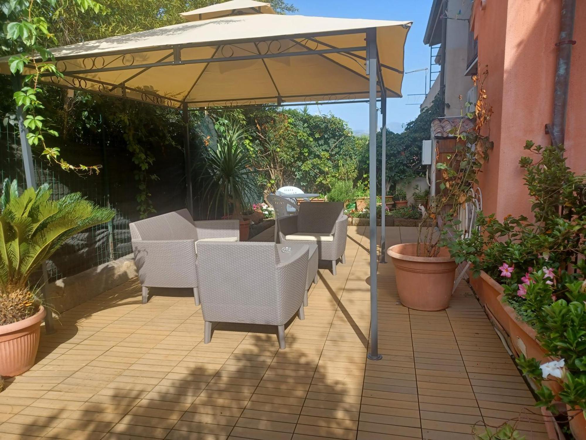 Casa Vacanza Porto Frailis già Porto Frailis B&B Àrbatax Exterior foto