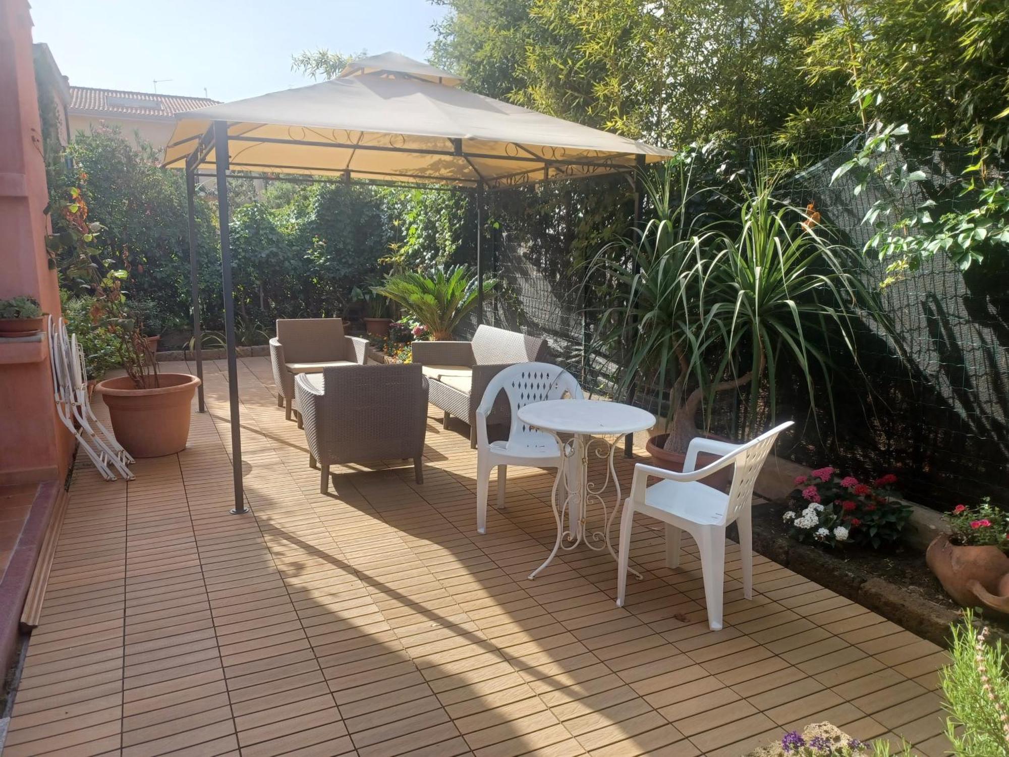 Casa Vacanza Porto Frailis già Porto Frailis B&B Àrbatax Exterior foto