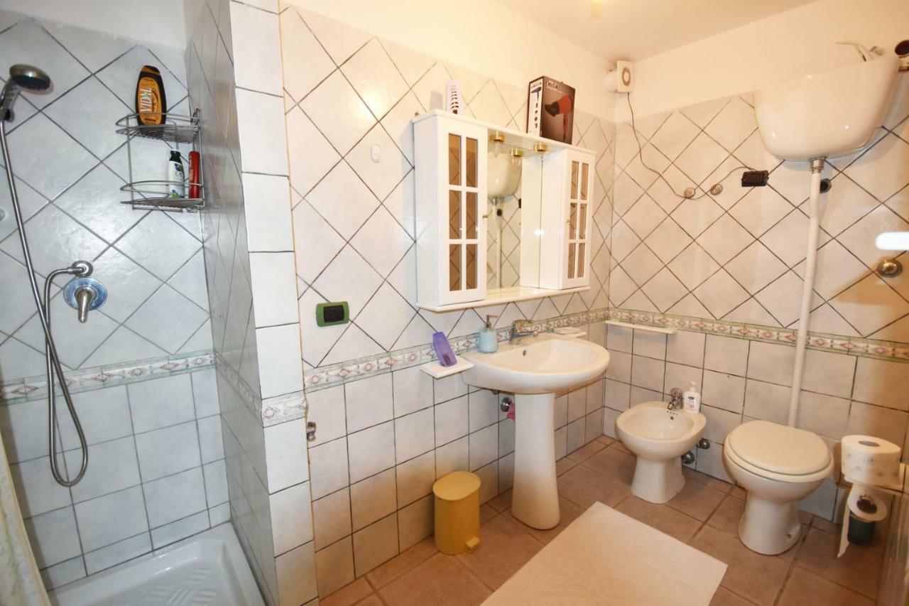 Casa Vacanza Porto Frailis già Porto Frailis B&B Àrbatax Exterior foto